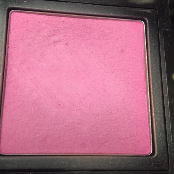 Makeup - Picture 4 of 7